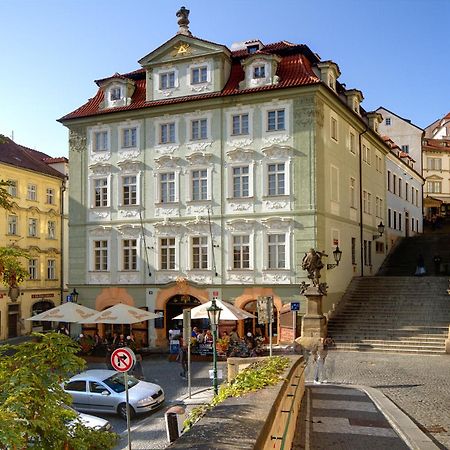 Отель Golden Star Прага Экстерьер фото